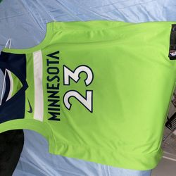 T Wolves Jersey Size L