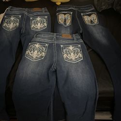 Medium Sized Flared Jeans