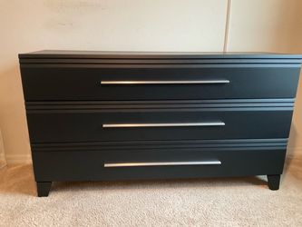 Modern Black Dresser – Excellent Condition –