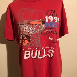 Vintage 1991 Bulls shirt 