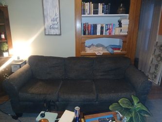 FREE COUCH
