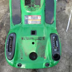 ((Johndeere Body)) Mower