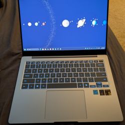 Samsung Galaxy Book4edge 14in AMOLED Touch Screen Laptop 