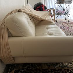 Couch/Table