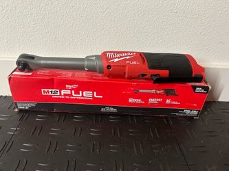Milwaukee M12 FUEL 12V Lithium-lon Brushless Cordless 3/8 in. Extended Reach High Speed Ratchet (Tool Only)