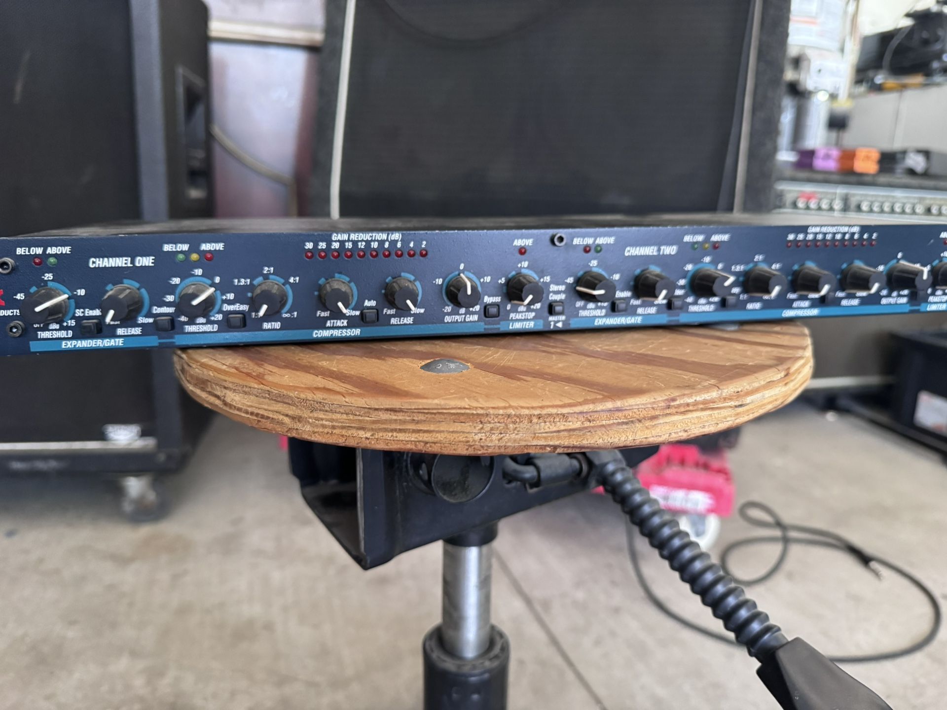 DBX 166XL compressor/limiter/gate