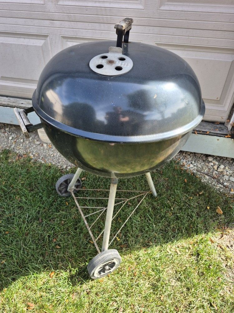 Weber Grill 23"