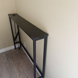 Narrow Sofa Console Table with Outlets & USB – 39.4” Black Metal Frame Behind-Couch Charging Table