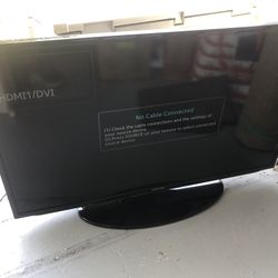 40” Samsung Smart TV With Remote