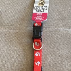 NWT! Red Reflective Adjustable Dog Collar 🐾 