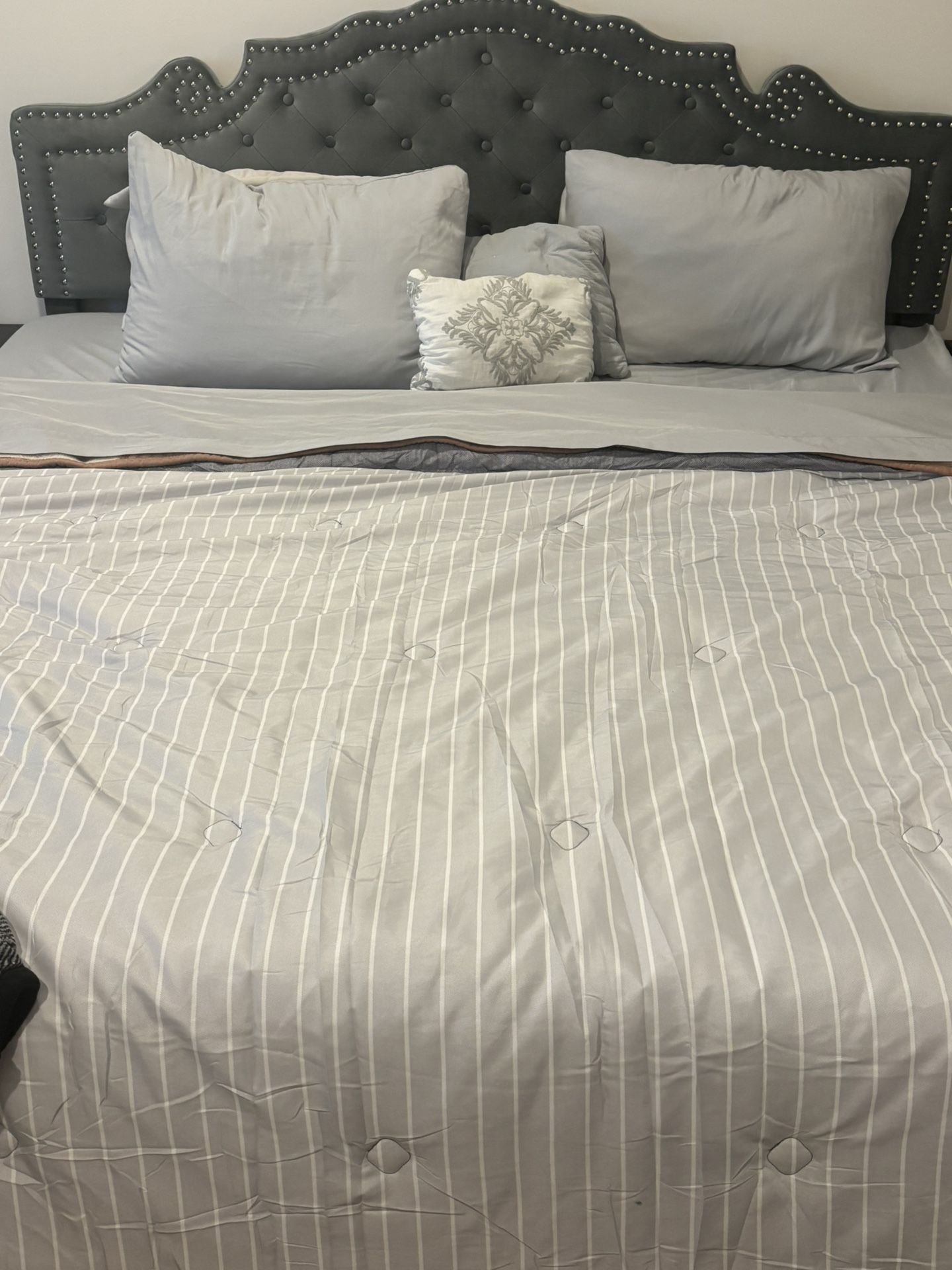 King Size Bed And Mattress Bought A Little Over A Month Ago