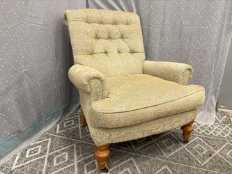 LEE Floral Upholstered Tufted Wingback Accent Chair on Casters