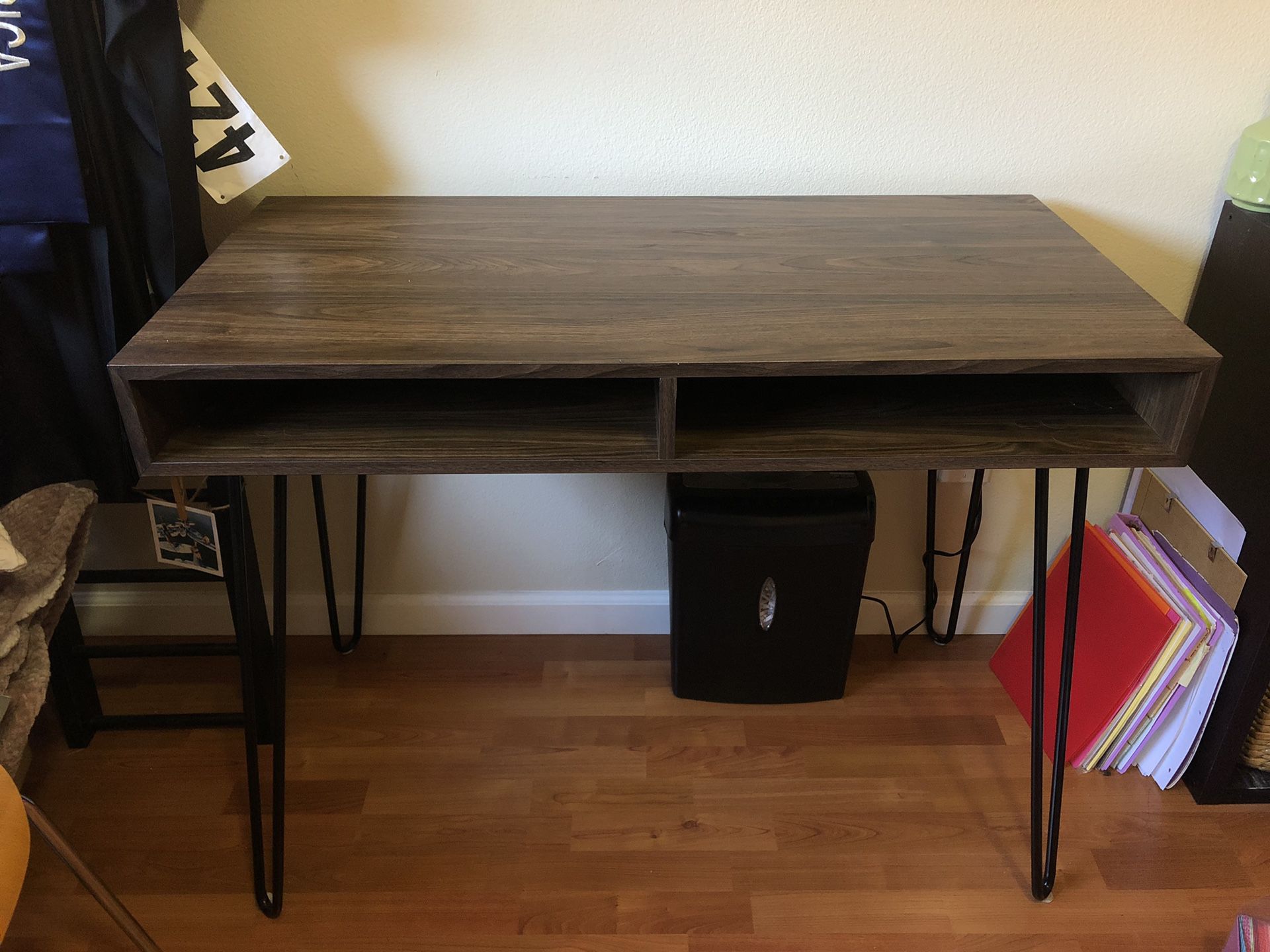 Desk with Hairpin Legs