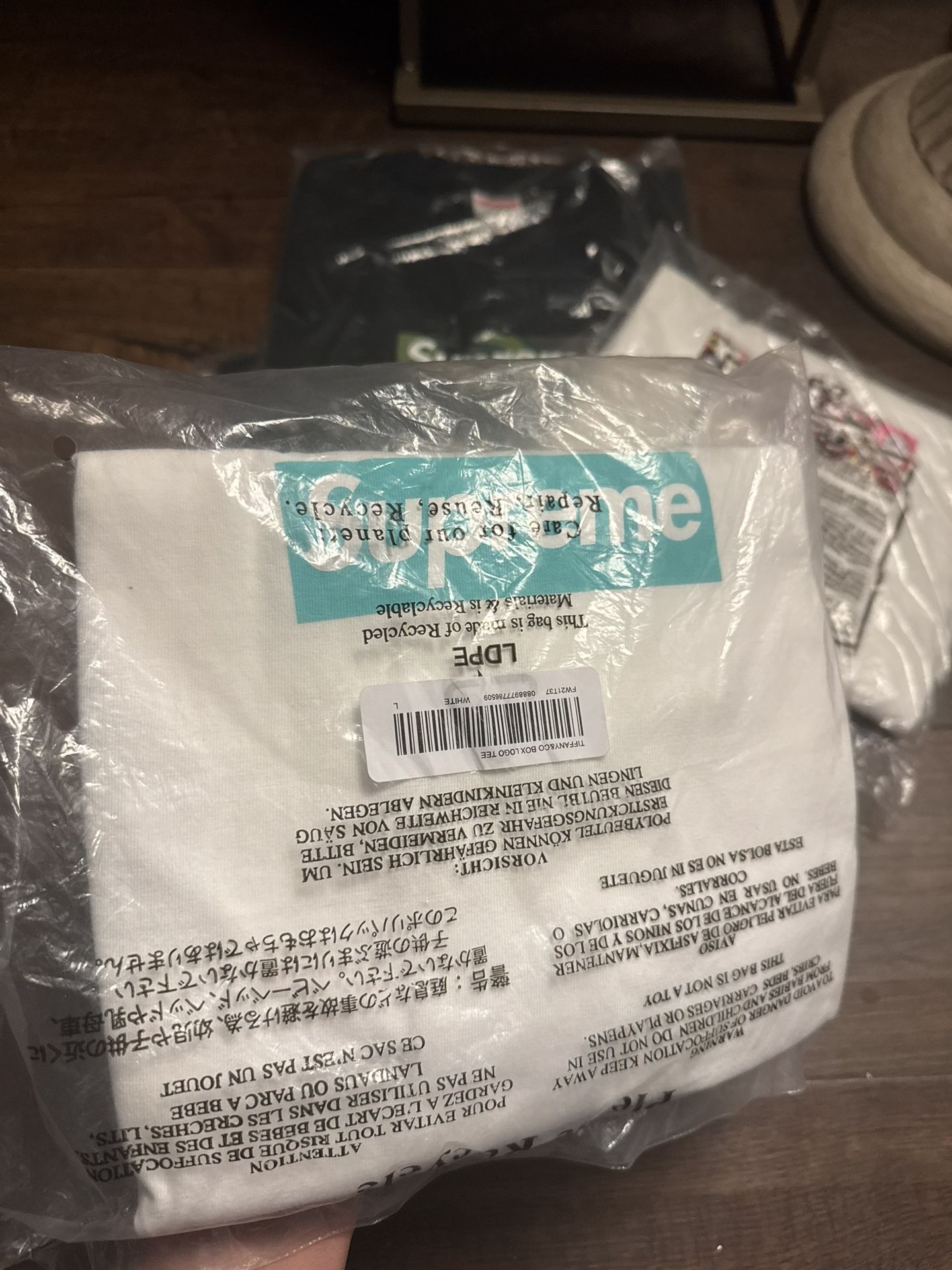 Supreme Tiff Box Logo T-Shirt