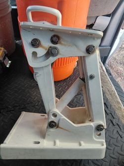 SYSTE.MATCHED COLOR BEIGE AUXILIARY MOTOR BRAKET