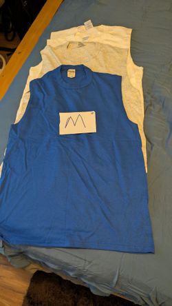 Men Muscle Tanks