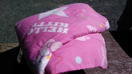 Hello Kitty bed set