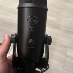 Yeti USB Microphone 
