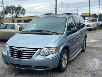 2005 Chrysler Town & Country