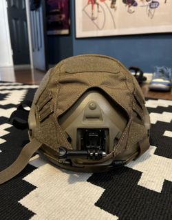 Airsoft Helmet (with cover)