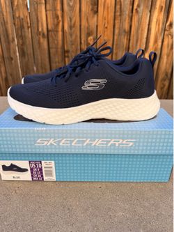 Skechers air cooled memory foam men’s size 10
