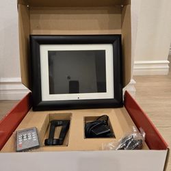 Brand New Digital Picture Frame 10.4 inches. Large LCD Display With Remote