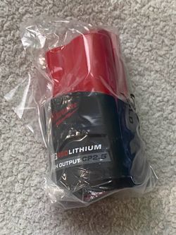 ⚫️🔴Milwaukee M12 12V Lithium-Ion CP High Output 2.5 Ah Battery