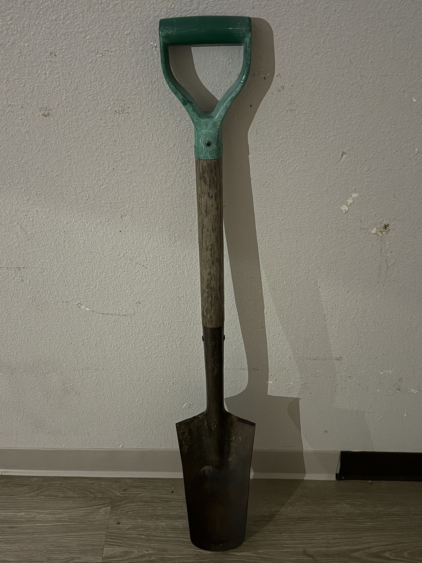 Spade shovel