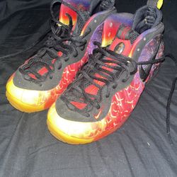 Nike Foam Asteroid 