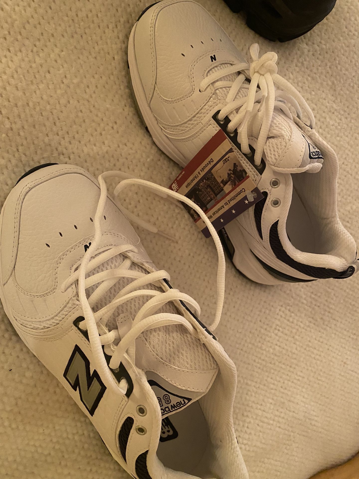 Men’s  7 EEEE Sneakers Never worn