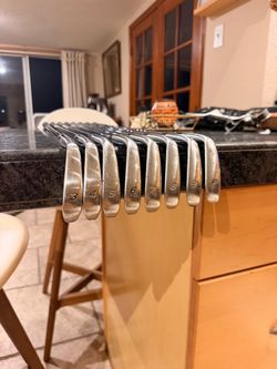 TaylorMade Tour Preferred MC Forged Irons 3–PW – $220 OBO