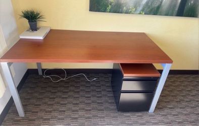 Commercial Grade Herman Miller school  Classroom Training Tables Desks Ofgice Chairs Filing Cabinets