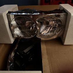 Dodge Ram Headlight Year 2002-2005