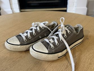 Kids Converse Size 1 Youth