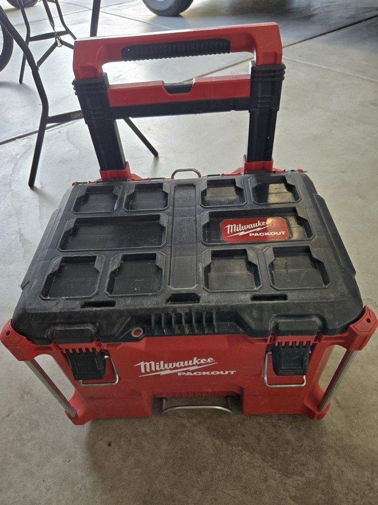 Milwaukee Packout Rolling Base