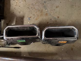 Chrome exhaust tips for 2026 Chevy Silverado