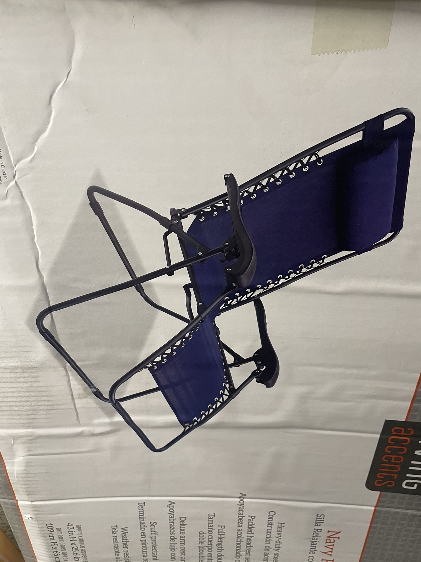 LIVING ACCENT RELAXER CHAIR