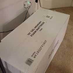 Bnib Queen Mem Foam And Gel Mattress 