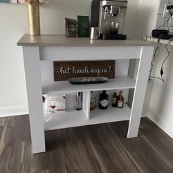Kitchen Island/Bar