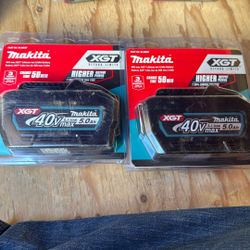 New Makita 40v 5.0 Battery 