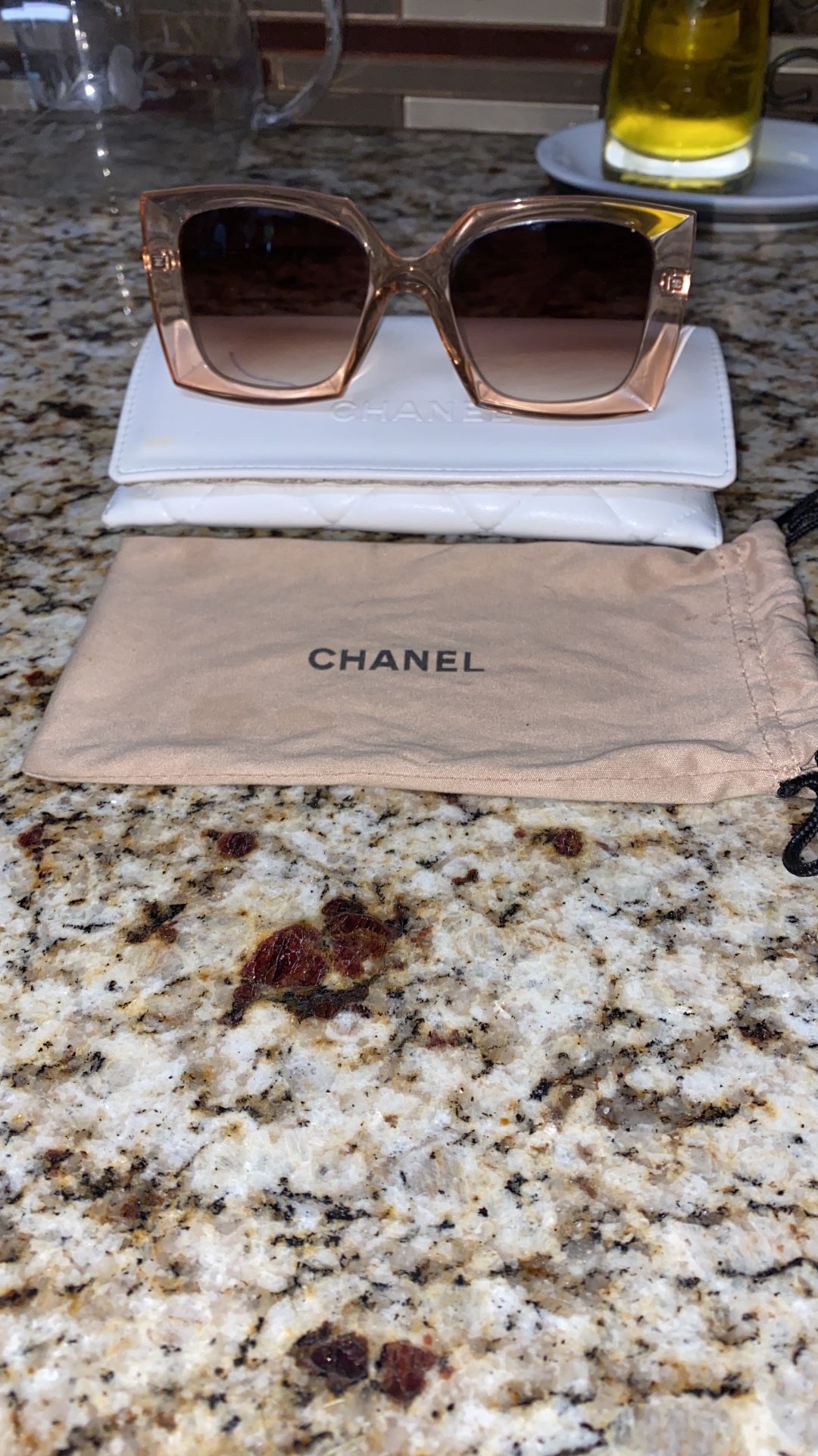 Sunglasses Chanel Brand New $350 Used 1 Time