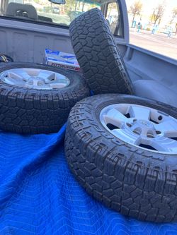 Take off tires Falken wild peak at 255 70r17