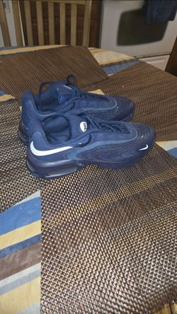 Mens 9.5 Nike