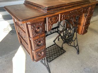 Singer sewing machine