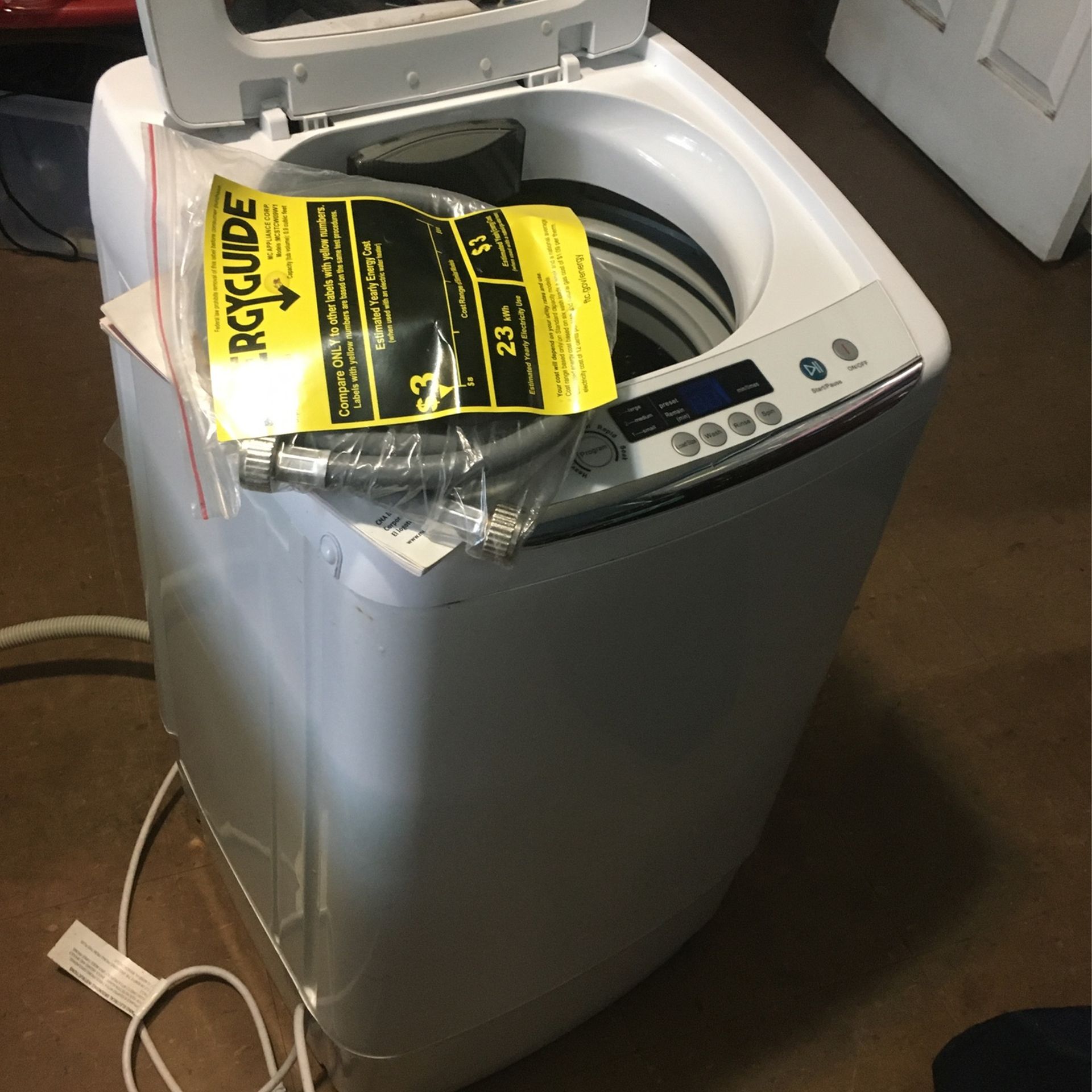 Magic Chef Washing Machine 0.9 Vj for Sale in Miami, FL OfferUp