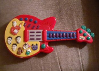 The Wiggles Guitar & Lightning McQueen Watch 