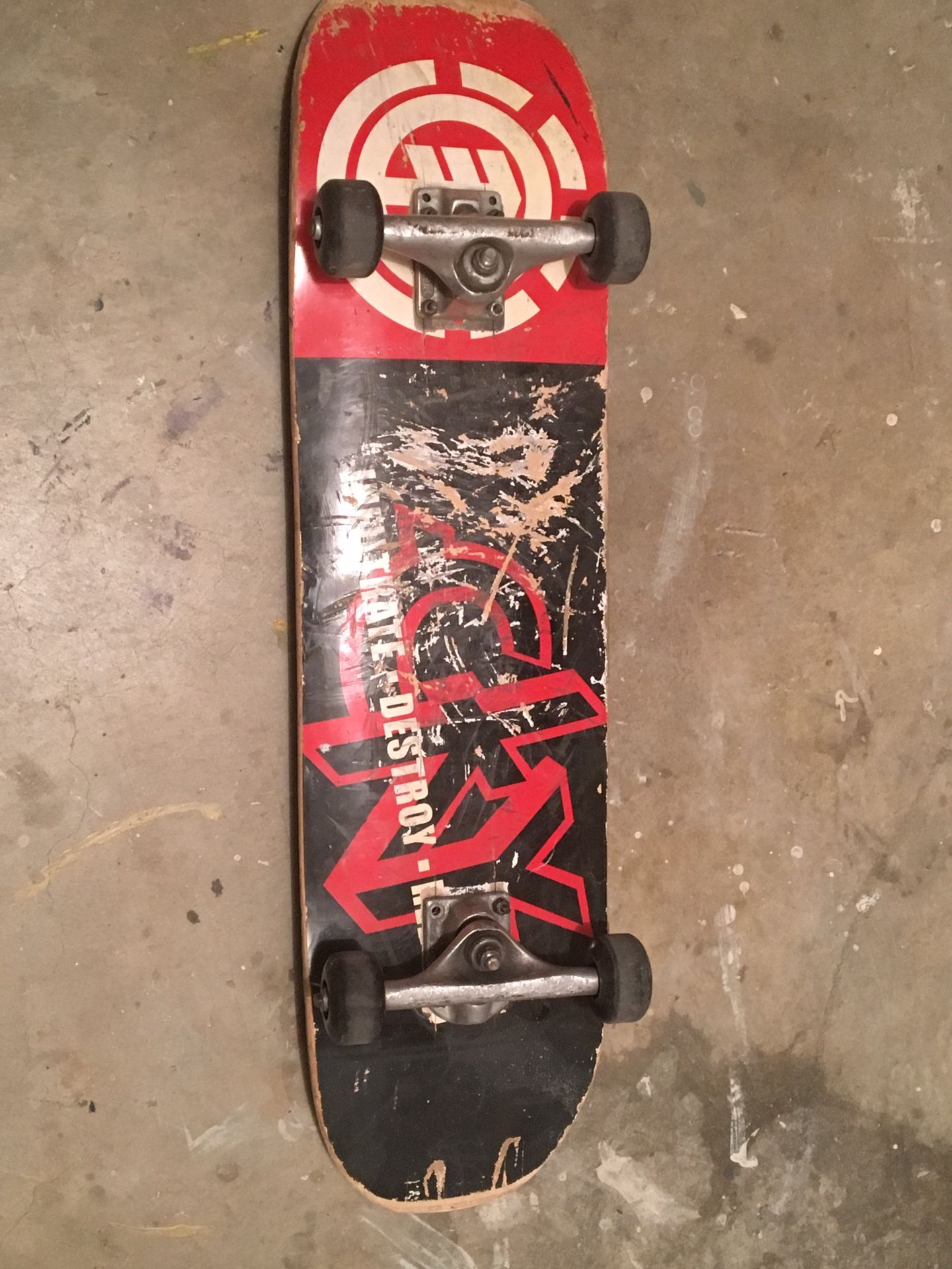 Element CKY skateboard