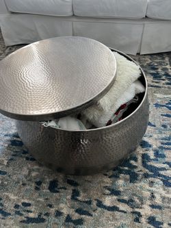Round silver hammered metal shop cala coffee table