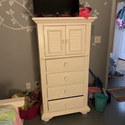 3 Piece Twin Bedroom Set w/trundle