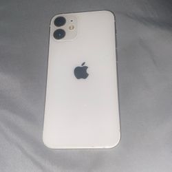 (FOR PARTS) IPhone 12 mini locked 